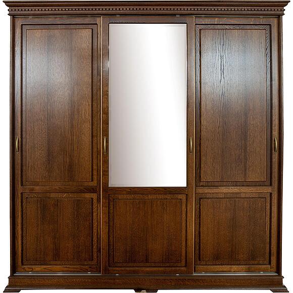 Шкаф-купе 3д «Верди Классик» П3.0487.1.38, Материал: массив дуба, Цвет: Черешня с золочением (8C3A9081.jpg) Шкаф-купе 3д «Верди Классик» П3.0487.1.38, Материал: массив дуба, Цвет: Черешня с золочением