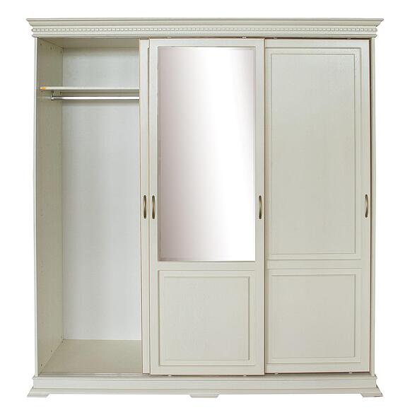 Шкаф-купе 3д «Верди Классик» П3.0487.1.38, Материал: массив дуба, Цвет: Слоновая кость с золочением (8C3A9132-1.jpg) Шкаф-купе 3д «Верди Классик» П3.0487.1.38, Материал: массив дуба, Цвет: Слоновая кость с золочением